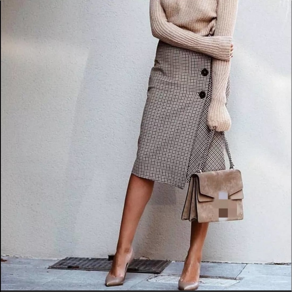 Philosophy plaid a line fitted skirt mid calf button skirt size 6